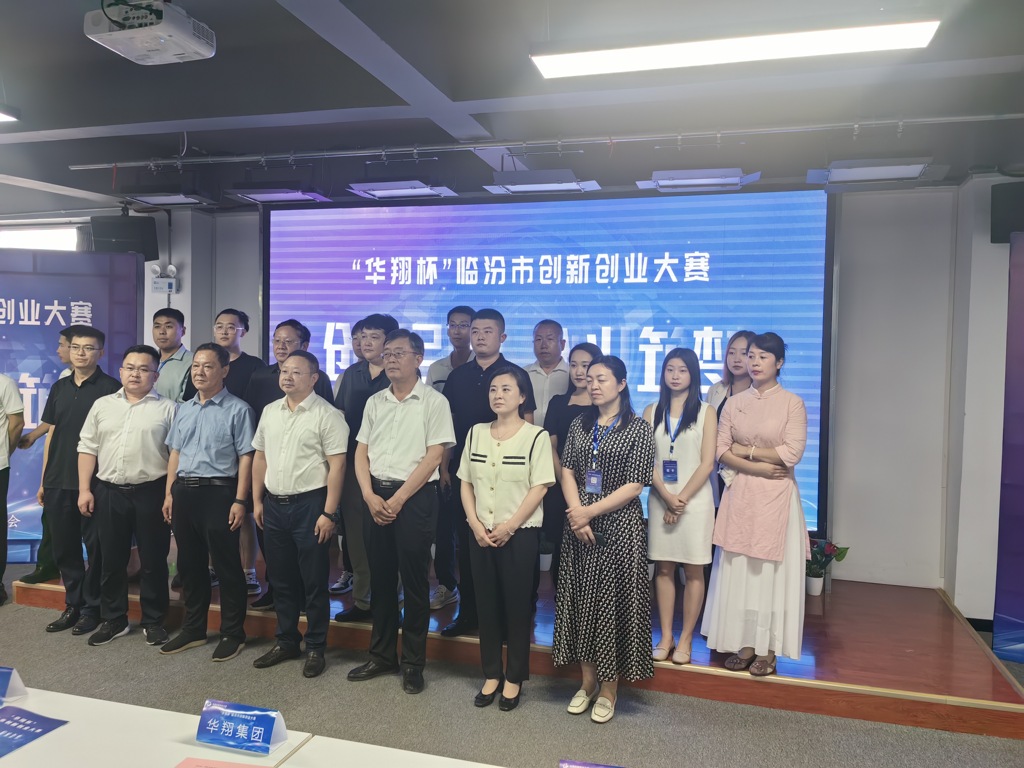 174ec9d92a96bd3da713ea6d607663a9.jpg 174ec9d92a96bd3da713ea6d607663a9.jpg